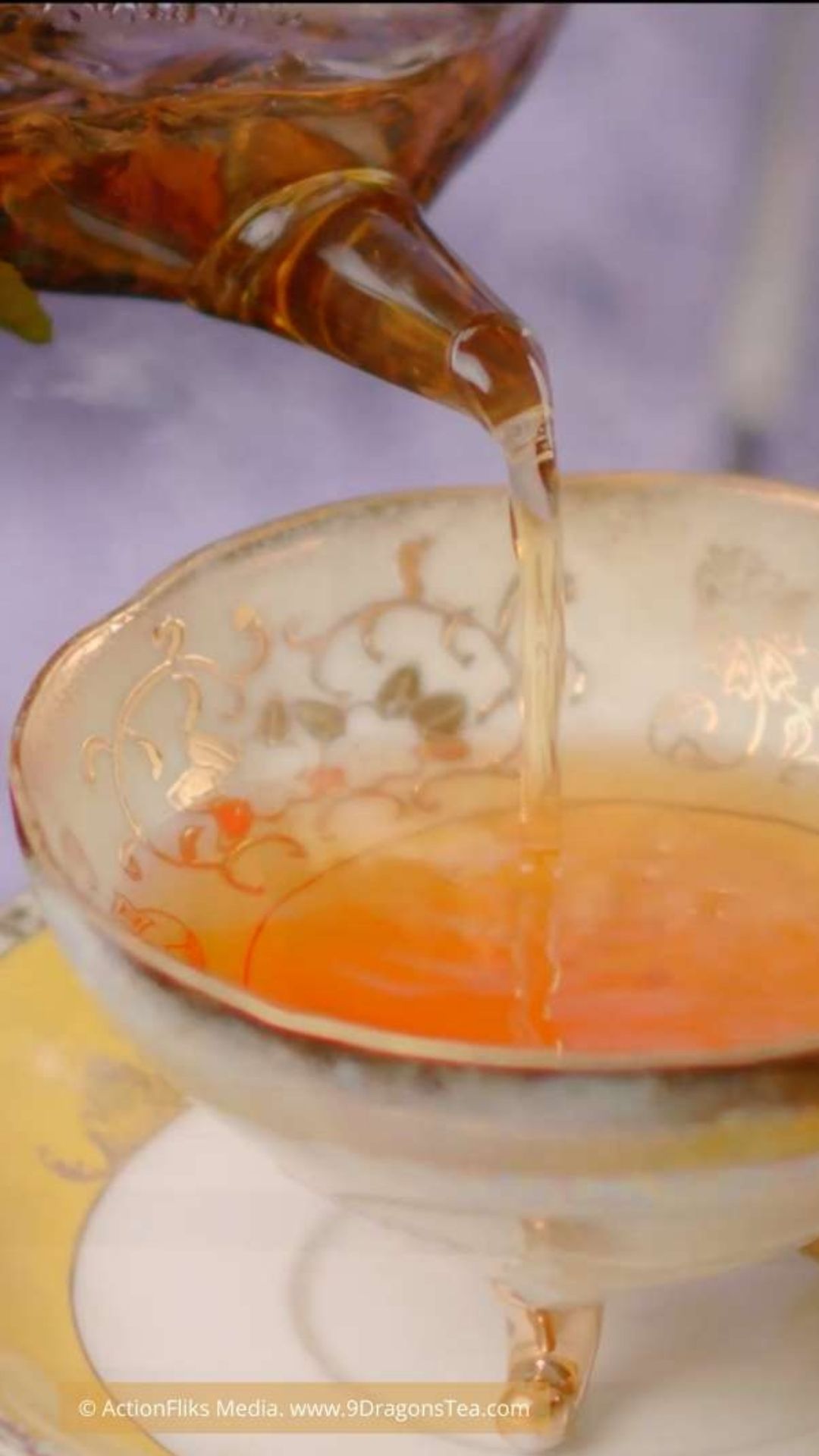 Pouring Oolong Tea
